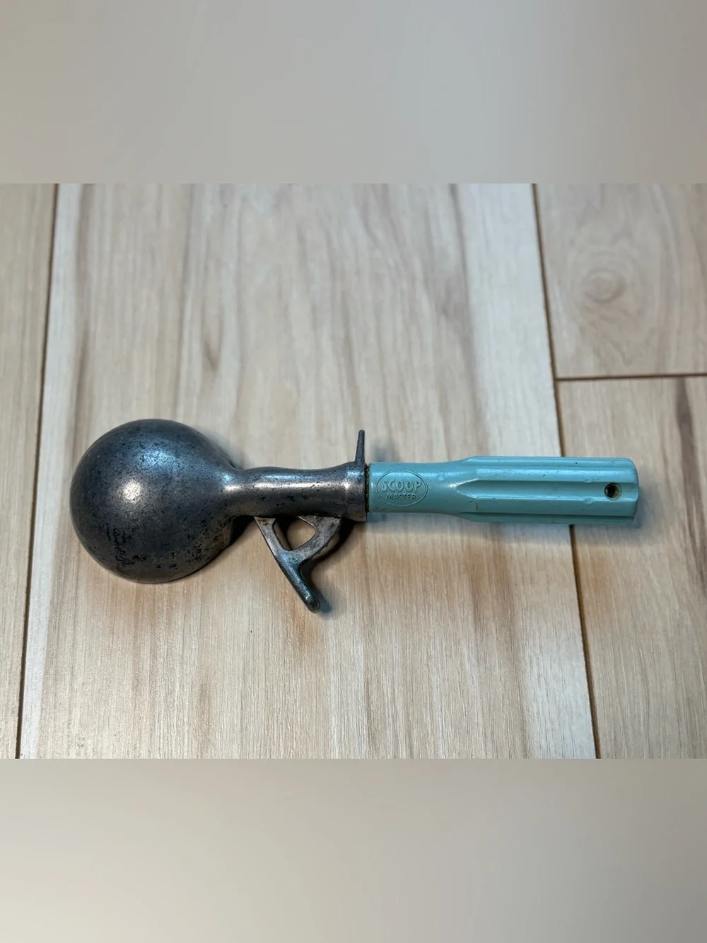 Vintage Scoop Master No 16 Ice Cream Scoop Trigger Disher Portion Scoop Handle
